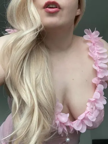 YourGia webcam model from Finland