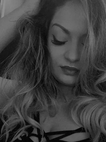 GodessSonia webcam model from Bucuresti