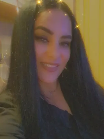 Cutieammy webcam model from Bucuresti