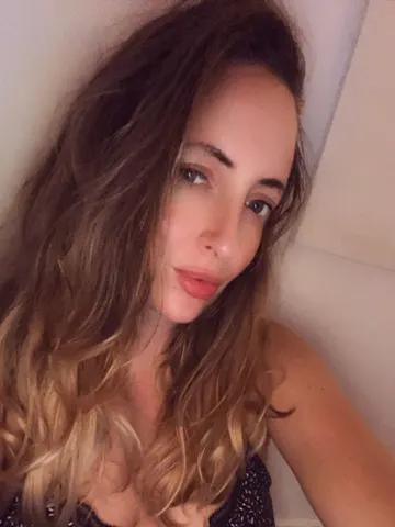 SweetBritishMel webcam model from Norwich