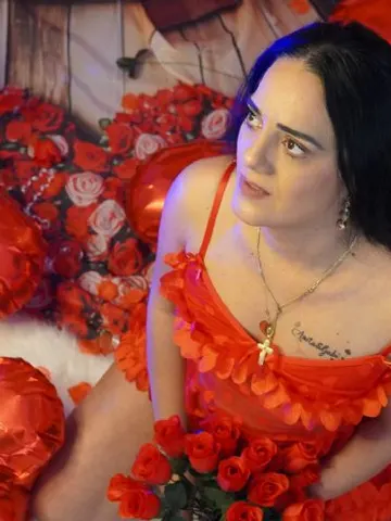 MelissaShow webcam model from Romania