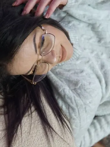 PerfectEve webcam model from Romania