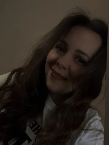 PRETTY_JENNY webcam model from Albania