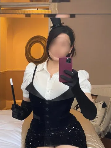 RebeccaWilde webcam model from United Kingdom