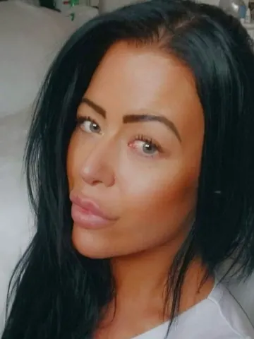 AllieHarper webcam model from Leeds