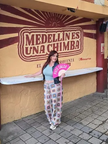 Danielaluna37 webcam model from Bogota