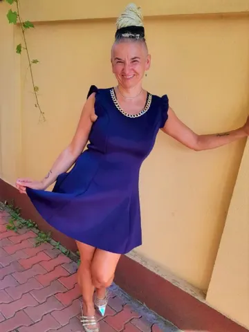 ExquisiteDolores webcam model from ExquisiteLand