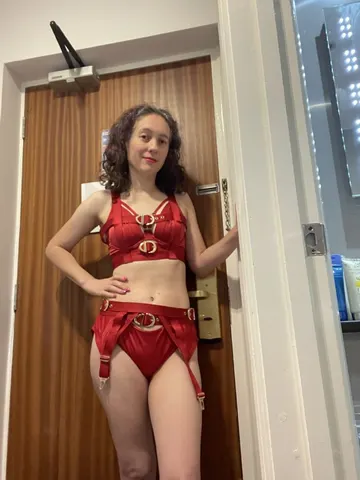 Eleanor Rigby webcam model from Huntingdon