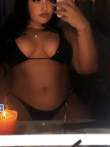 PocketRocketLacey webcam model from United Kingdom