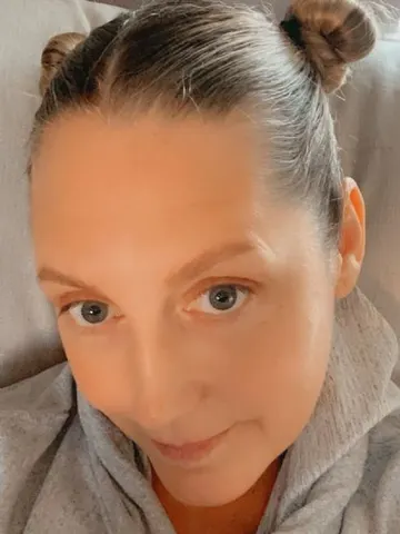 PoppinPoppy webcam model from United Kingdom