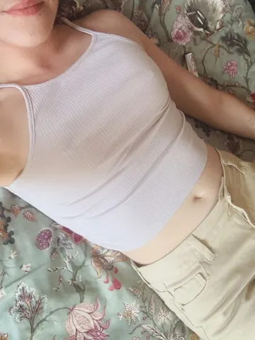 Ms.Peachs webcam model from Wigan
