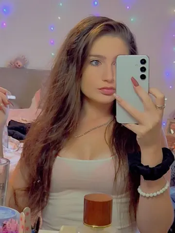_LucidDREAM webcam model from United Kingdom