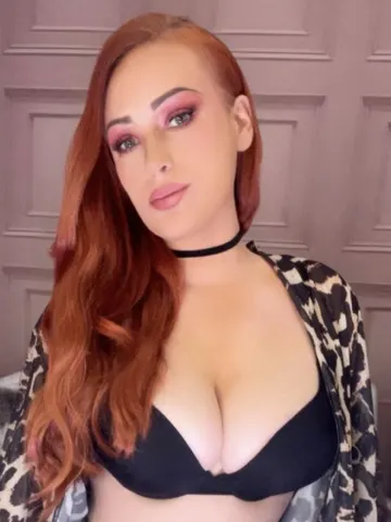 YourLondonGirl webcam model from United Kingdom