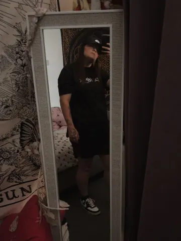 _sexyd_ webcam model from Sheffield 