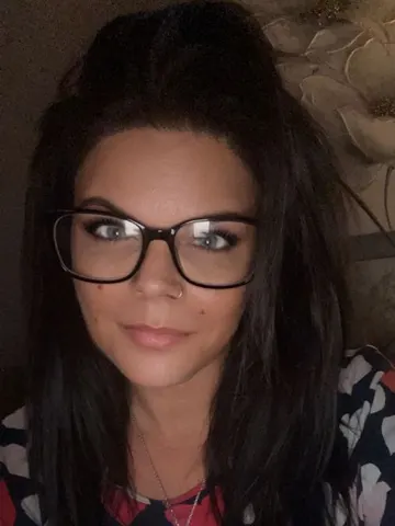 Curvy-Jade-UK webcam model from United Kingdom