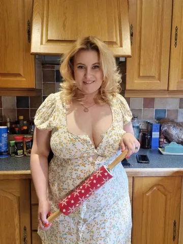 JosieAndYou webcam model from United Kingdom