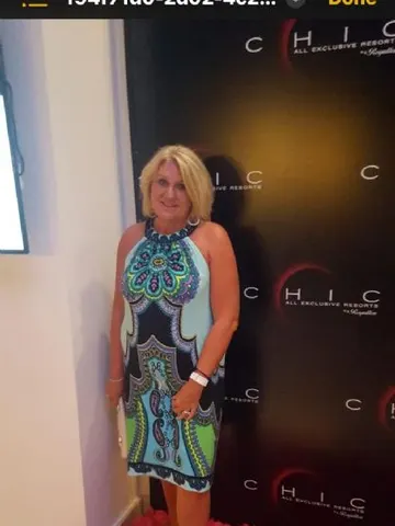 Flirtatious-Charm webcam model from United Kingdom