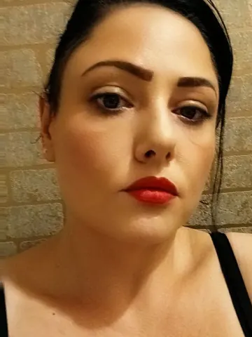 Leigh-AnneX webcam model from United Kingdom