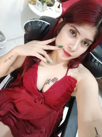 HaileyFOX webcam model from Philippines
