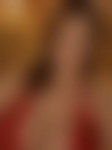 English-Miss-Bella live cam