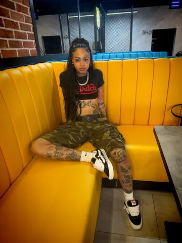 Tiana_Tatts webcam model from United Kingdom