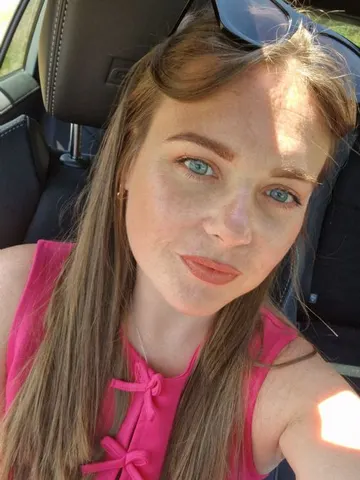 Phoebe_Jonesxx webcam model from United Kingdom