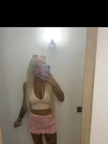 JasmineUk_x webcam model from United Kingdom