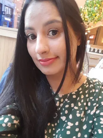 Sonia_Khan webcam model from London