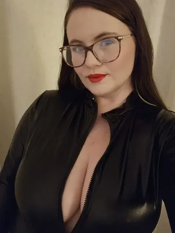 MissAliceDivine webcam model from Manchester