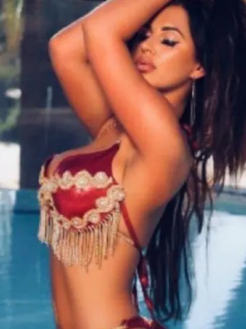 EXOTICBADDIE444 webcam model from United Kingdom