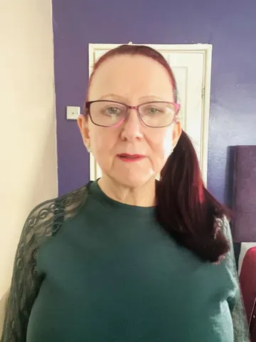 MissRuby_X_x webcam model from United Kingdom