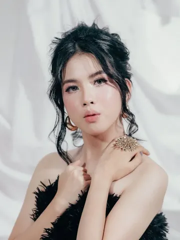 Sasha_Belle webcam model from Philippines