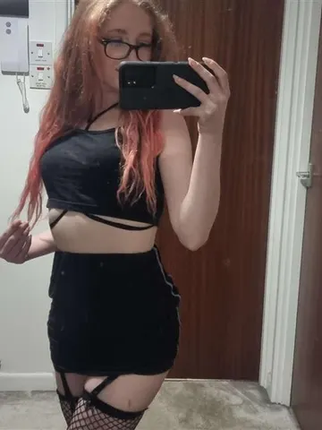 MariMoo webcam model from Romania