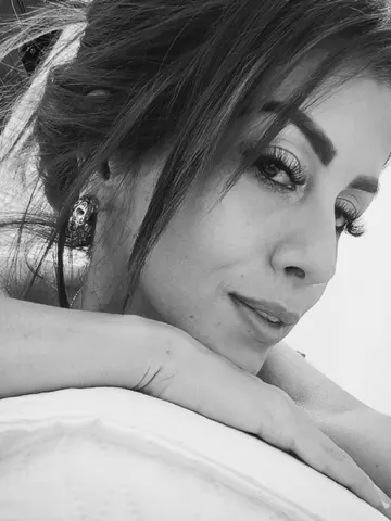 Valeria_Cruz83 webcam model from Colombia
