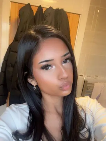 GoddessMayaxx live cam