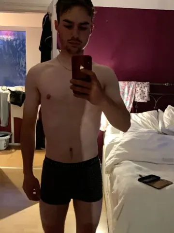 Patdamon44 webcam model from United Kingdom