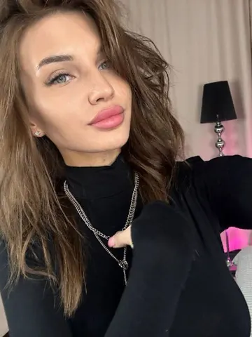 EddaNishida webcam model from Latvia
