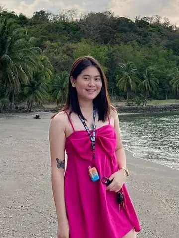SweetAsianRose webcam model from Philippines