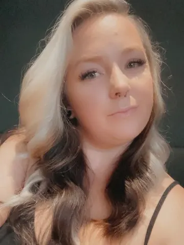 Staceeex webcam model from United Kingdom