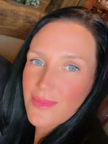 Atlanta_Jay webcam model from United Kingdom