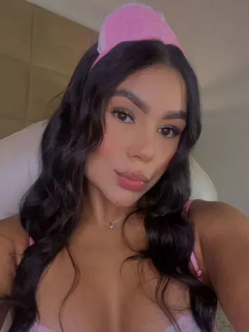 Alexa Hunter webcam model from Colombia