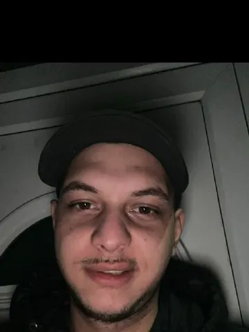 JettKing webcam model from United Kingdom