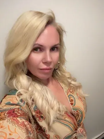 Carmelxxx webcam model from United Kingdom