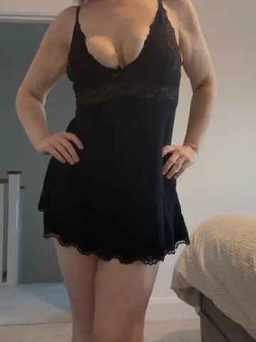 UrDailyDistractionXx webcam model from United Kingdom