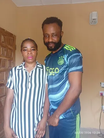 saintus-joygiver01 webcam model from Nigeria