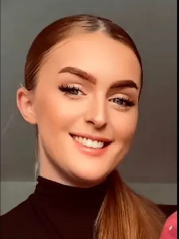 MissPeachy-X webcam model from United Kingdom
