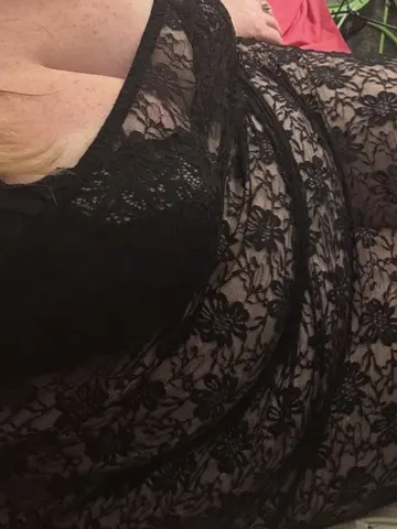 Curvy-KeiraX webcam model from United Kingdom