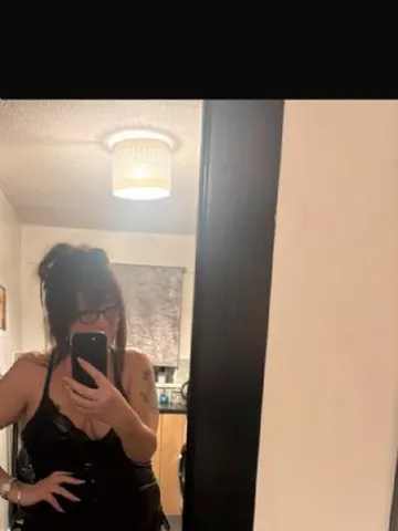 _miss-sash_x webcam model from United Kingdom