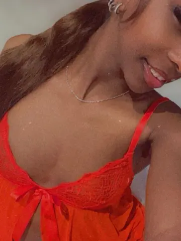 Chocqueen_felicity webcam model from Manchester