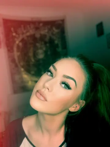 Empress-Annabelle webcam model from United Kingdom
